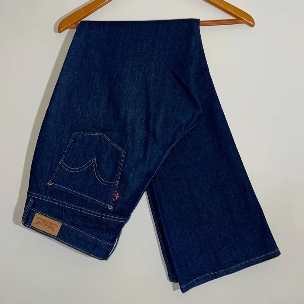 Levi’s 515 Bootcut Dark Wash Jeans size 12